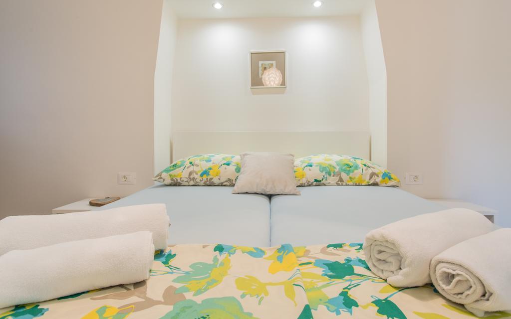 Sunrise Apartment Risika Esterno foto